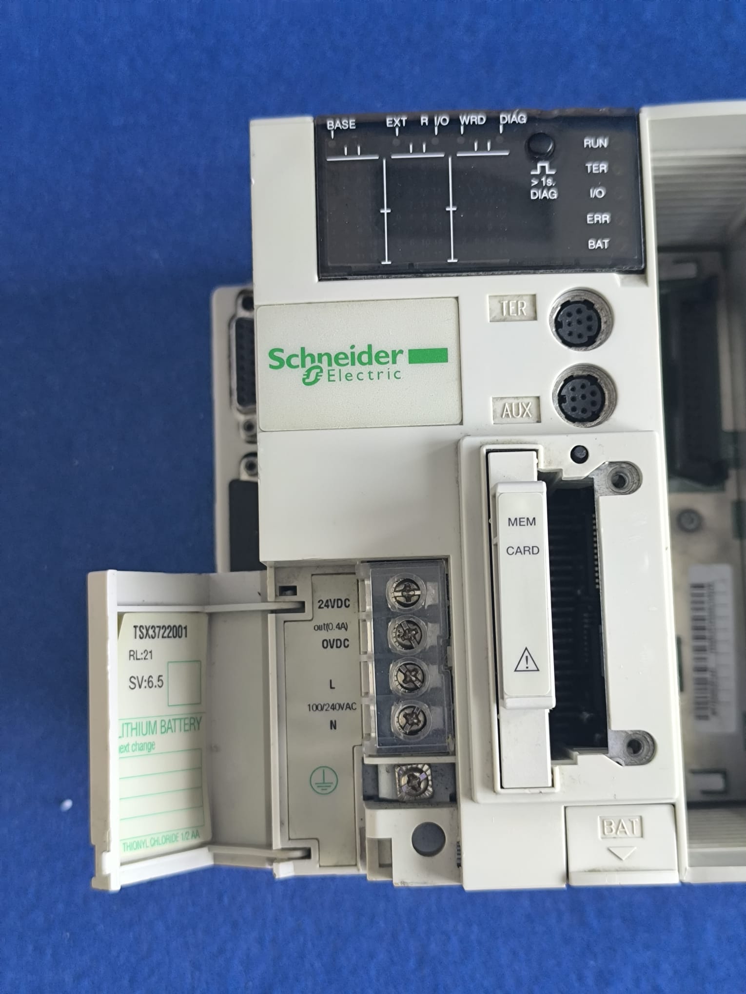 CONTROLADOR SCHNEIDER TSX372201 Modicon TSX Micro + RACK DE EXTENSION - Imagen 2