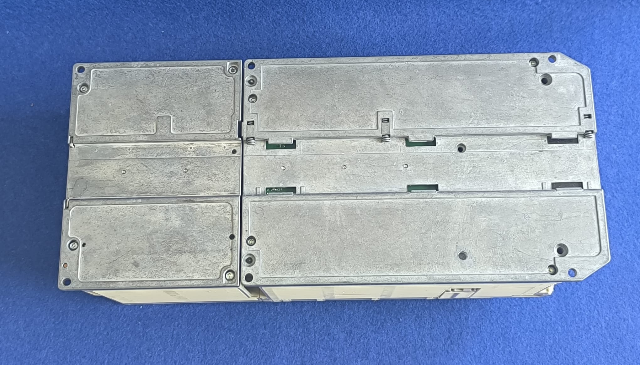 CONTROLADOR SCHNEIDER TSX372201 Modicon TSX Micro + RACK DE EXTENSION - Imagen 8