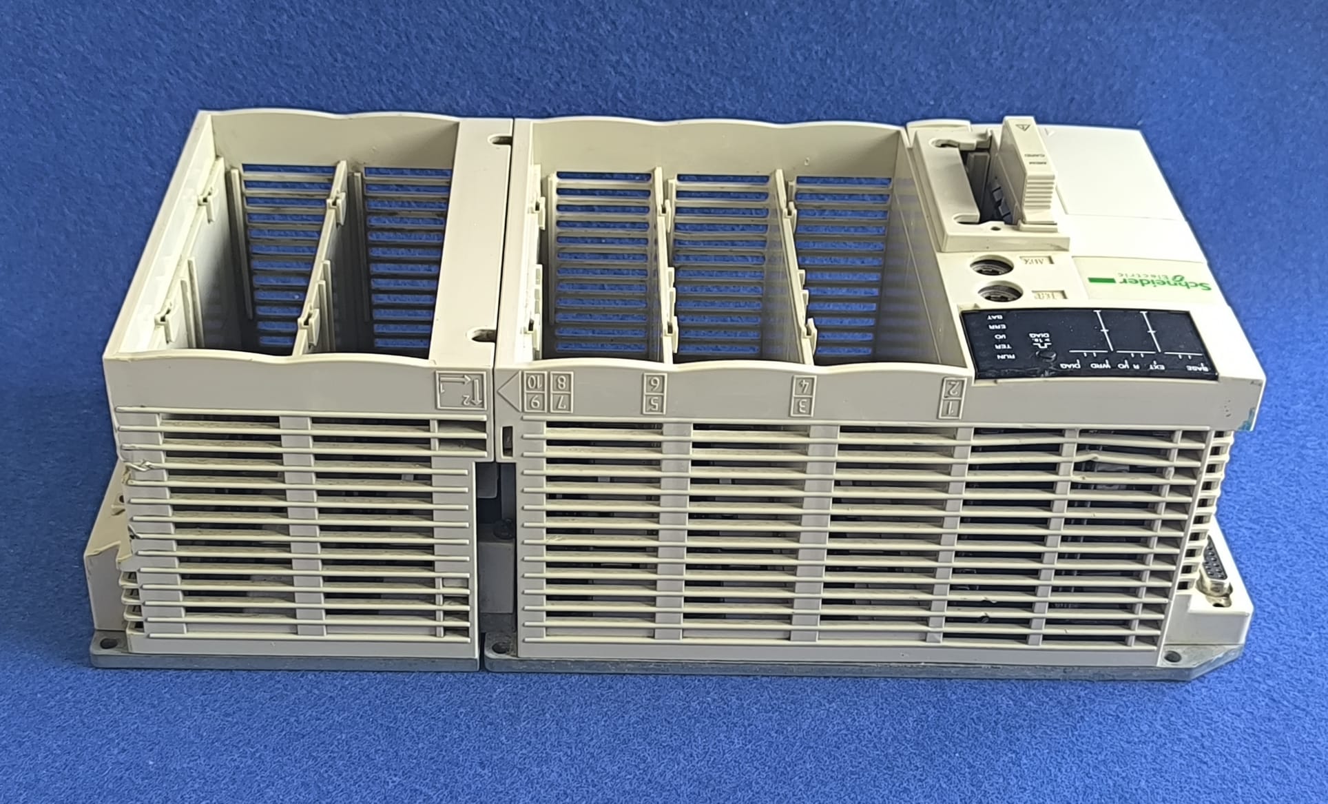 CONTROLADOR SCHNEIDER TSX372201 Modicon TSX Micro + RACK DE EXTENSION - Imagen 6