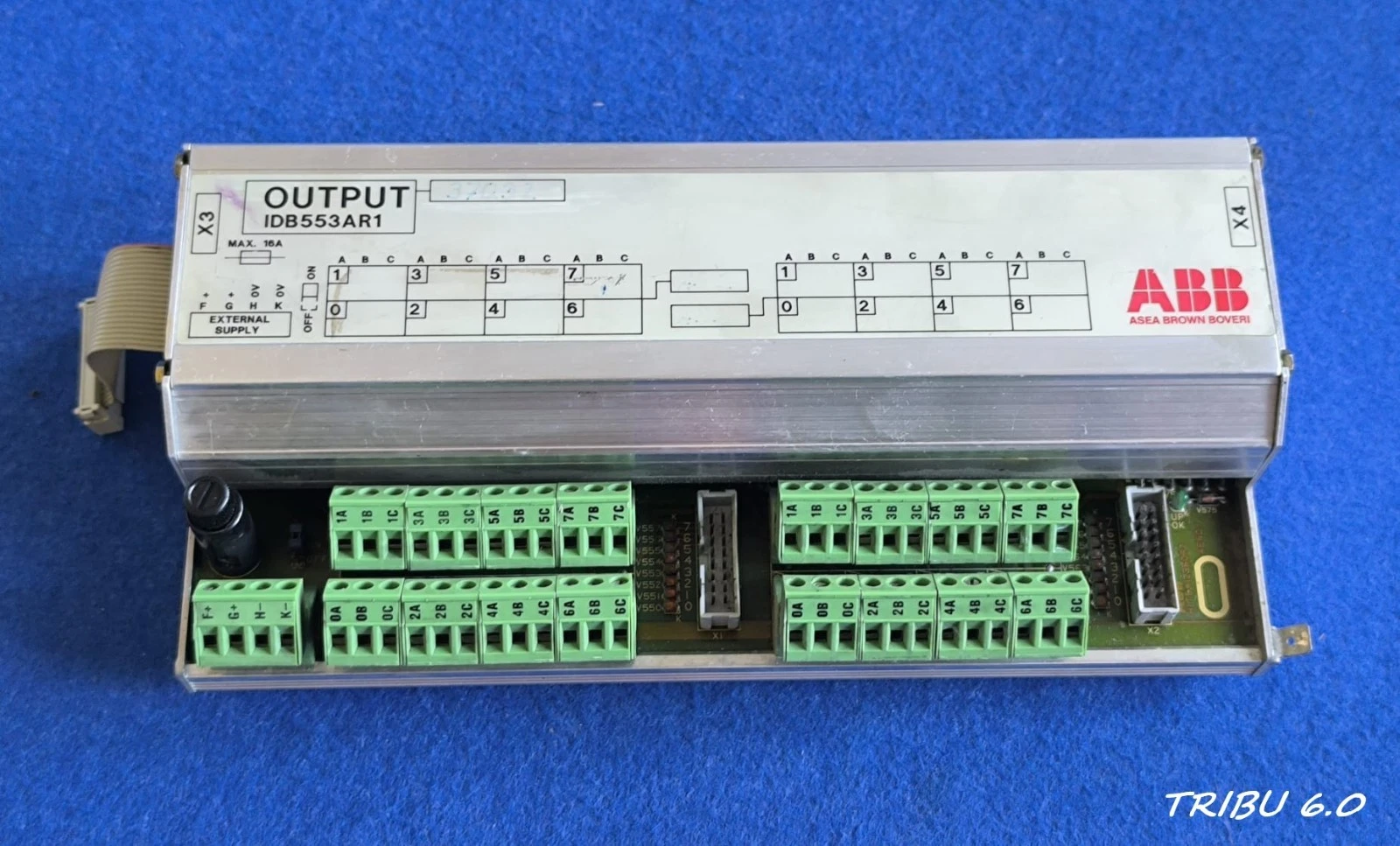 MODULO SALIDA ABB IDB553AR1 SERIE HITE303021 R1 HITE303021R1