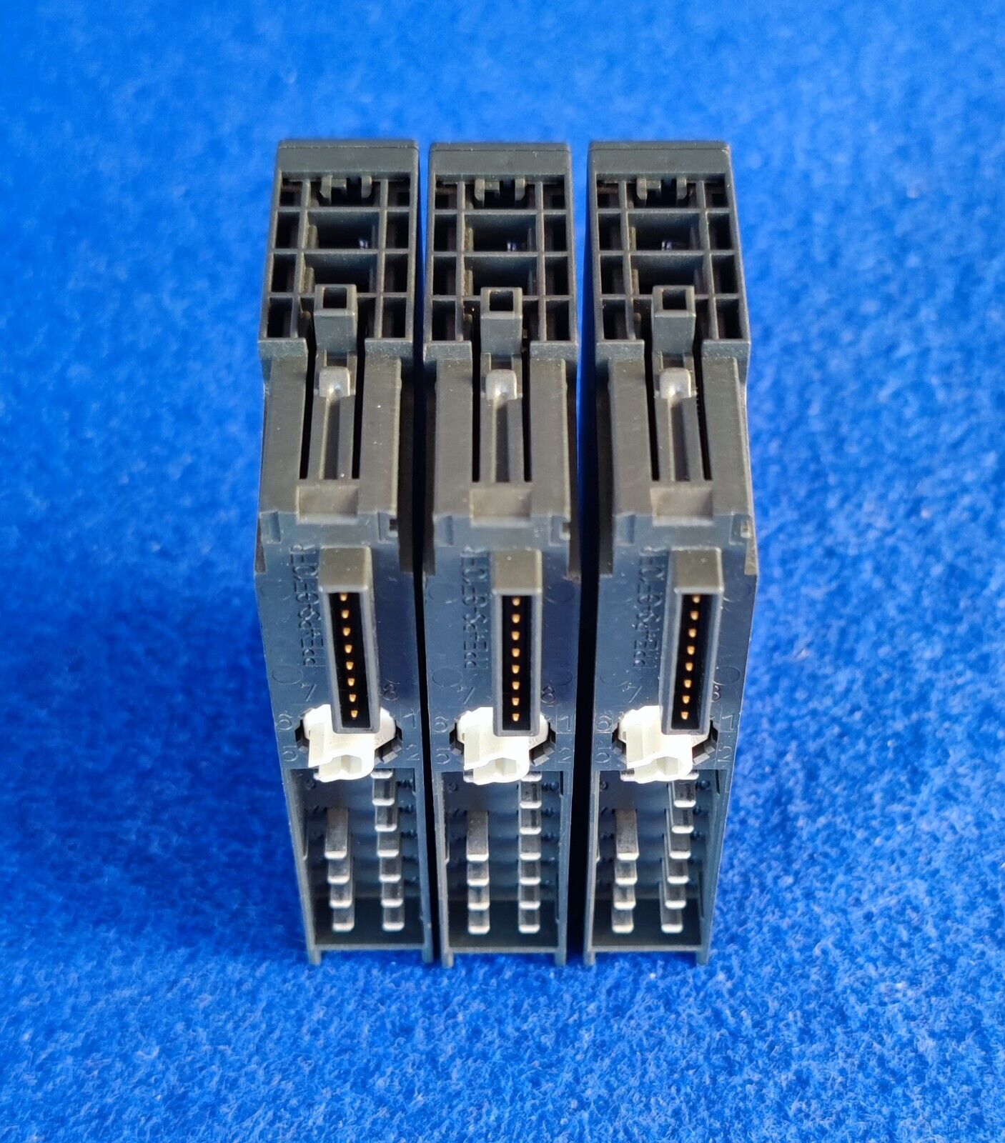 3 x SIEMENS SIMATIC ET 200S 4 SALIDAS 3 x 6ES7 132-4BB00-0AB0 - Imagen 6
