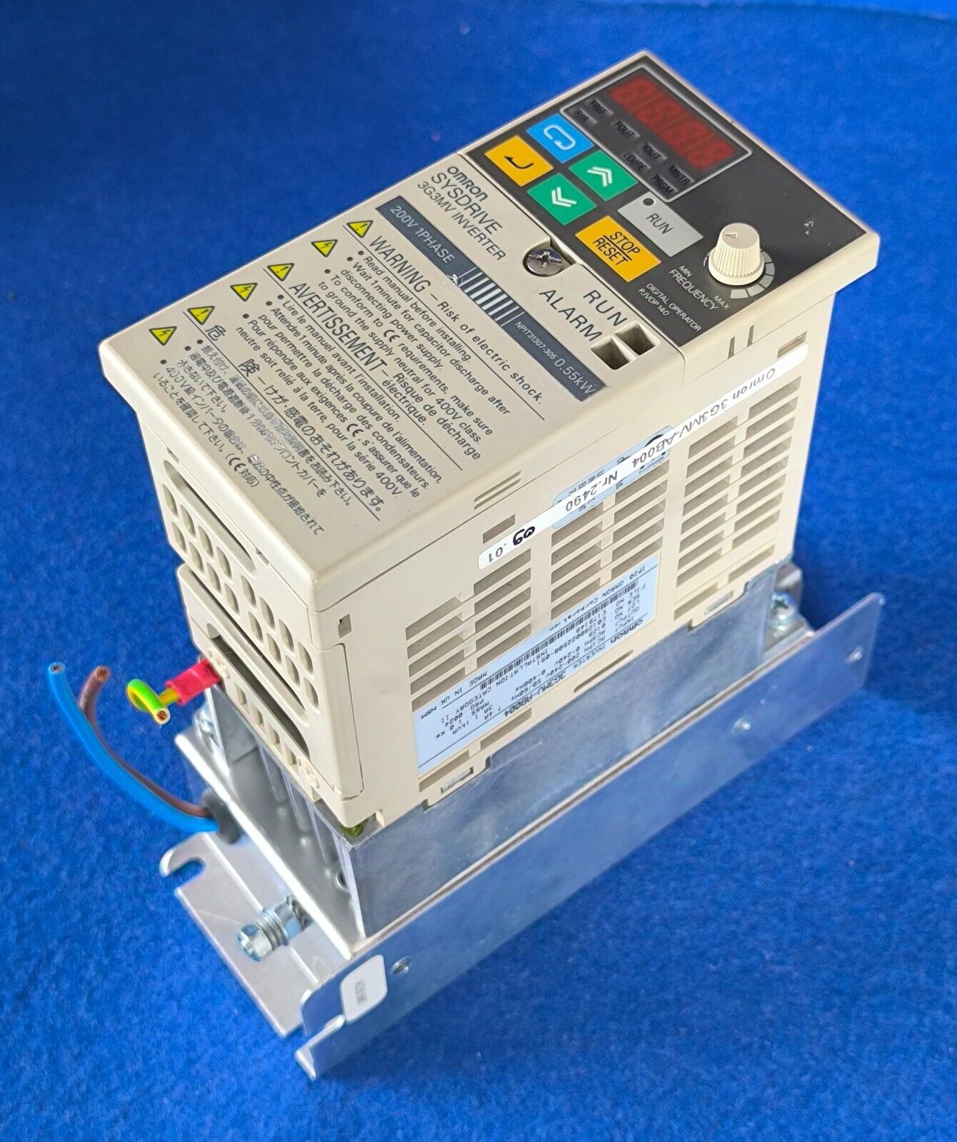 OMRON INVERTER 3G3MV-AB004 0,55kW + RASMI 3G3MV PFI 1010-E - Imagen 4