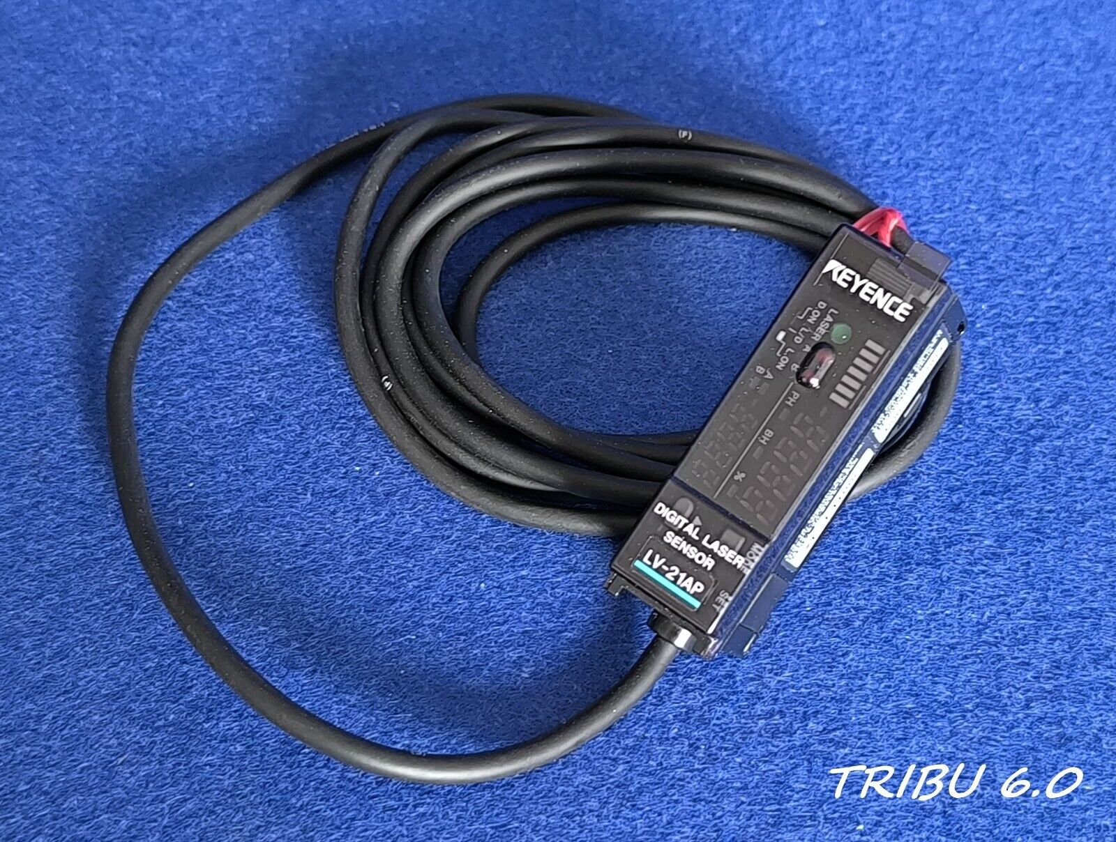 KEYENCE DIGITAL LASER SENSOR LV-21 AP + 2 m. CABLE