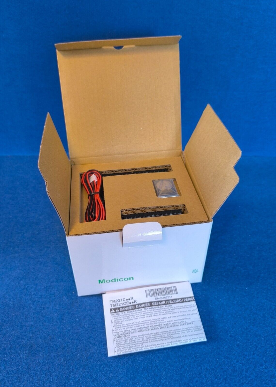 SCHNEIDER TM221CE24R Controlador con Ethernet 24 ES RELAY *NUEVO* - Imagen 7