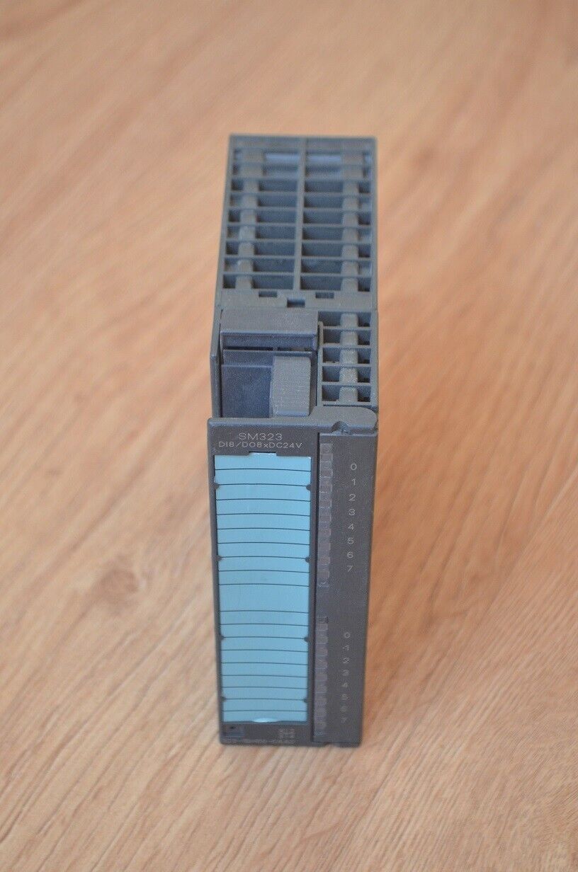 SIEMENS SIMATIC S7-300 SM323 8 ENT. / 8 SAL. 6ES7 323-1BH00-0AA0 + FRONTAL - Imagen 3